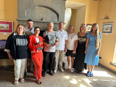 Творческая встреча-мероприятие , посвященное выставке изделий Ялтинских мастеров по работе с натуральными камнями Елены Тимошенко и Сергея Дремина «Гармония  камня»